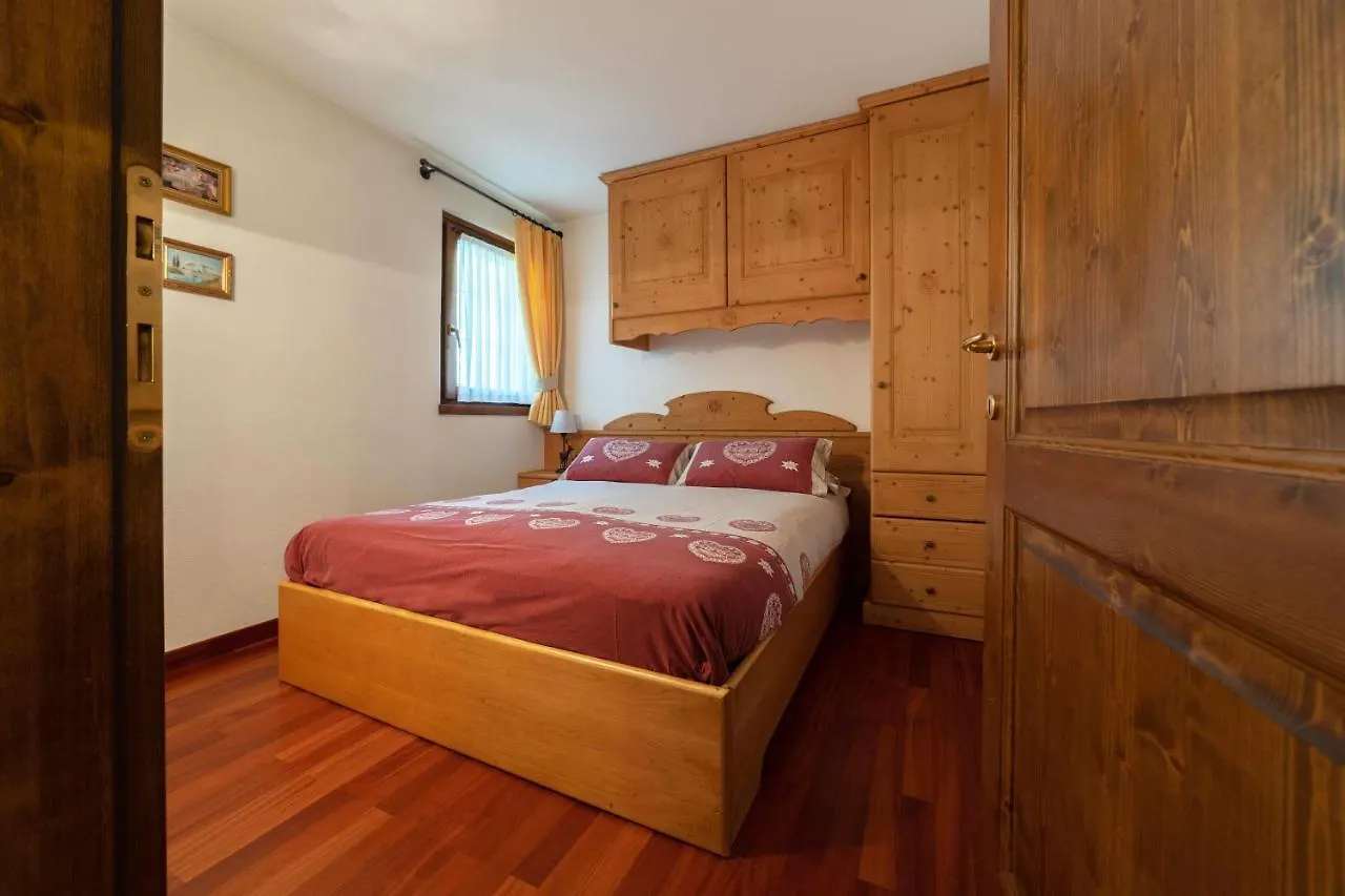 Aparthotel Residence Larice Bianco Campodolcino Italien